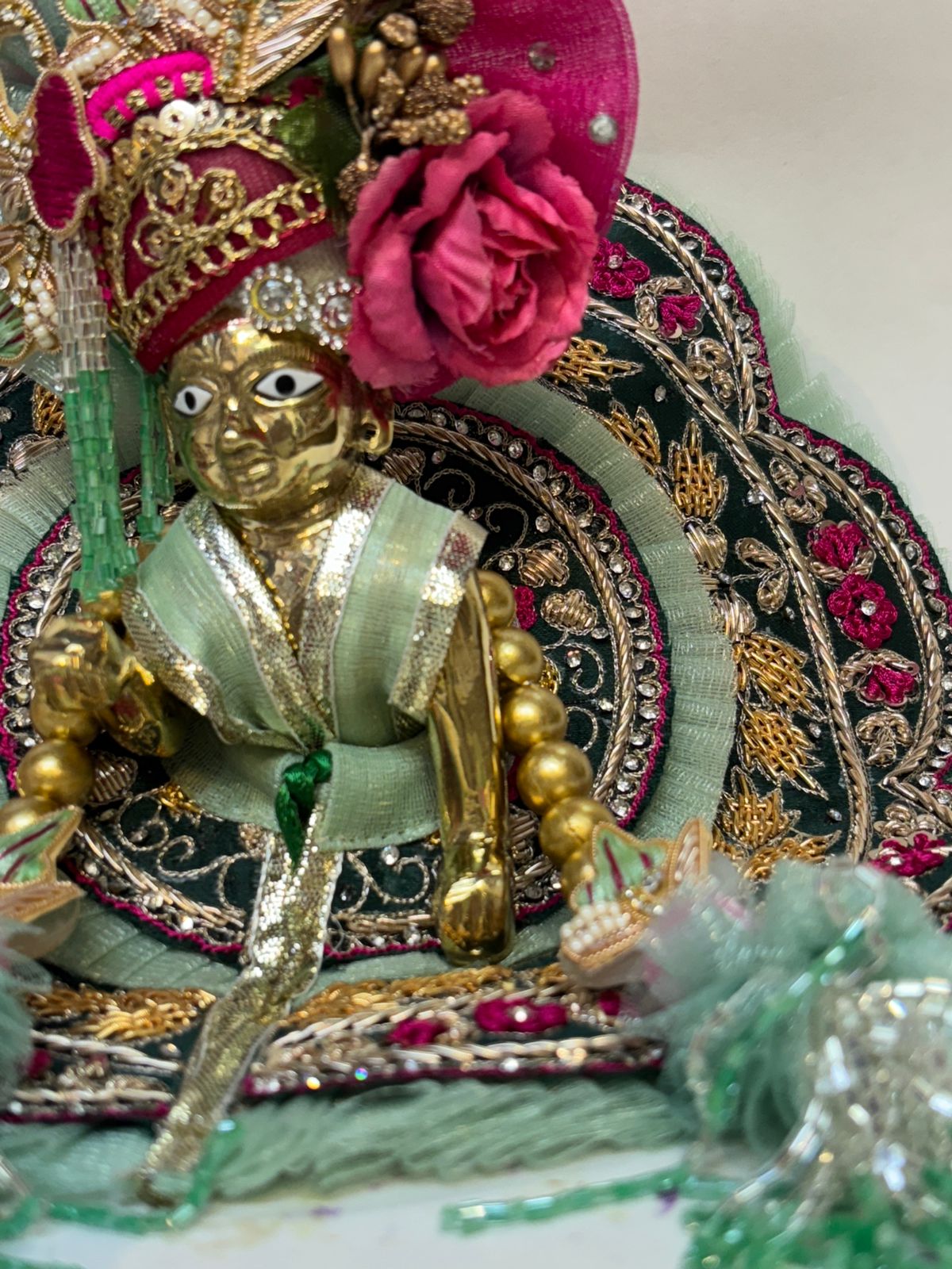Kri-Radhey Green jardogi handwork poshak