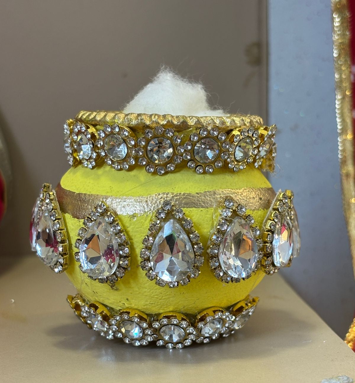 Kri-Radhey Soil decorated matki