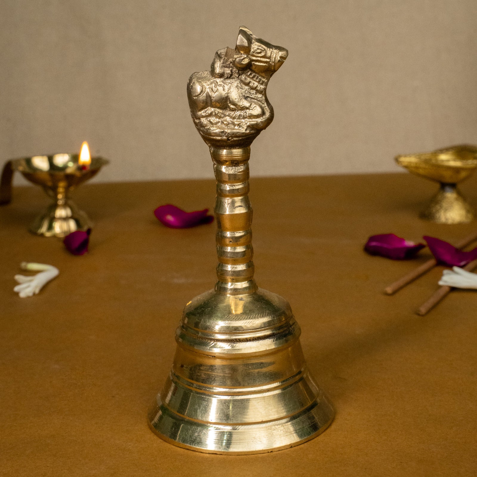 Nandi Bell