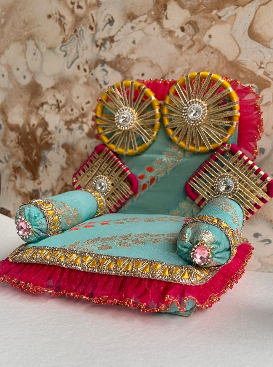 Kri-Radhey Mint lotus singhasan