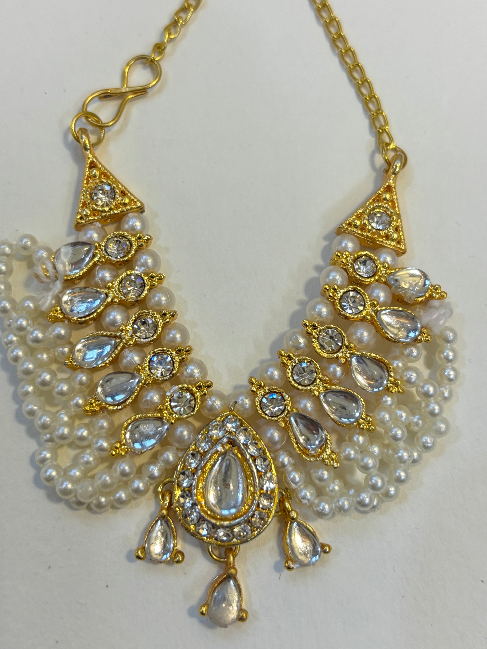 Kri-Radhey Pearl Fan Mala