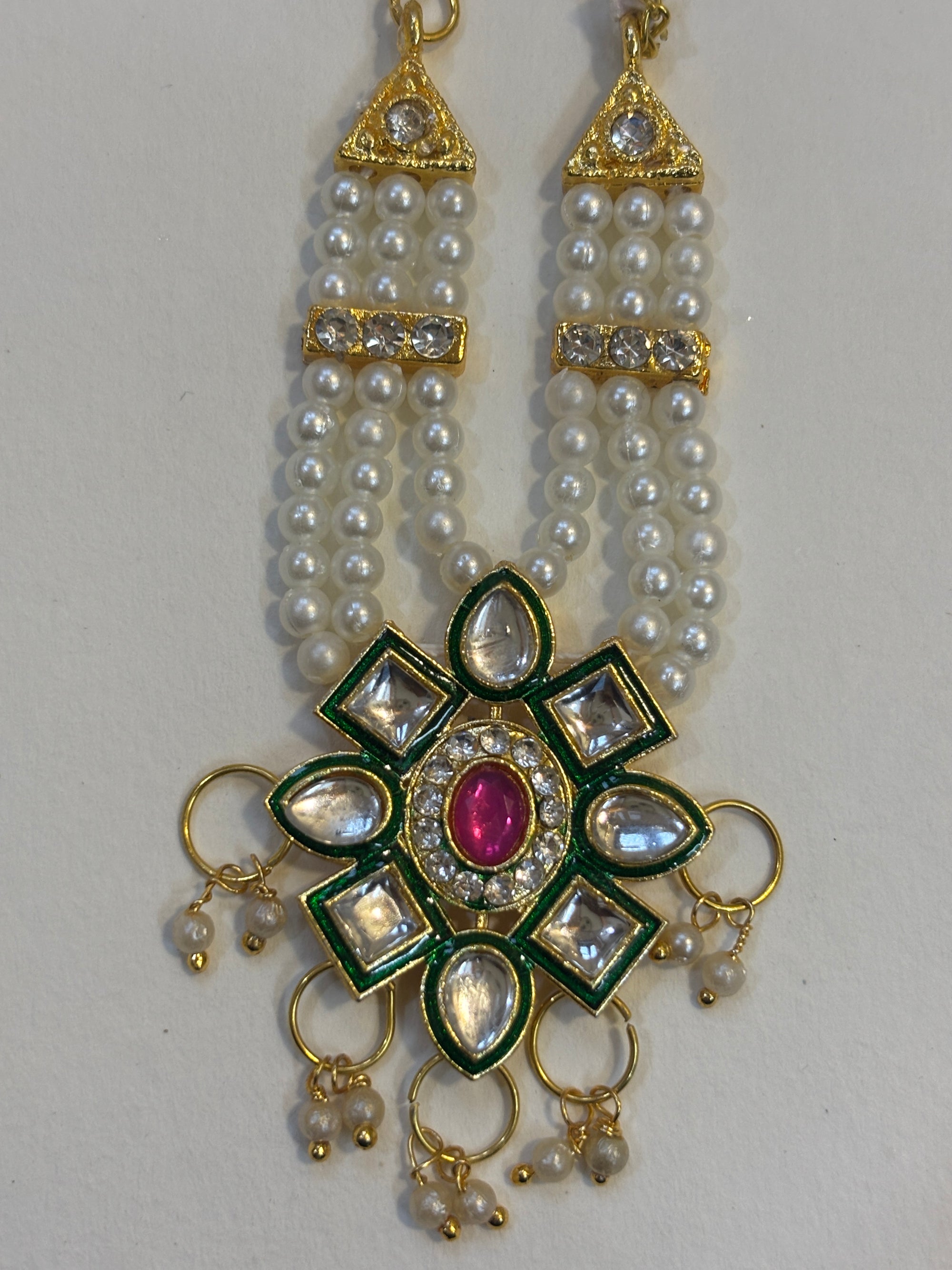 Kri-Radhey Temple Star Kundan Mala
